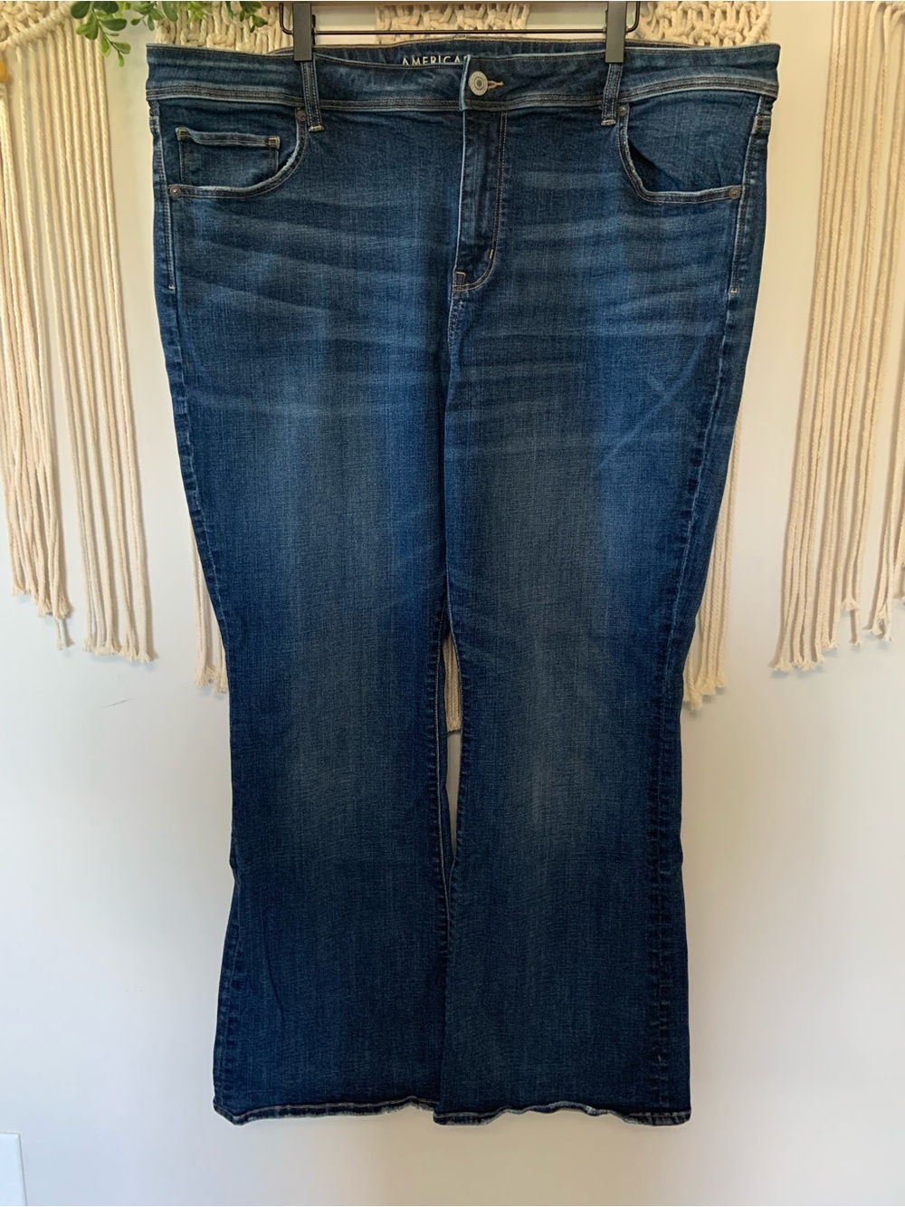 AMERICAN EAGLE Women’s Kick Boot Jeans Size 22
